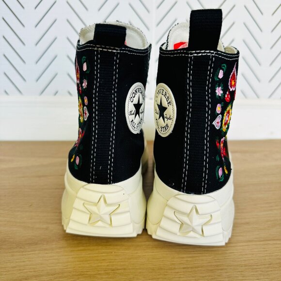 ⭐Converse Run Star Hike Hi Platform Sz 9.5 Mens Shoes Floral Embroidery A02192C⭐ - Picture 5 of 9